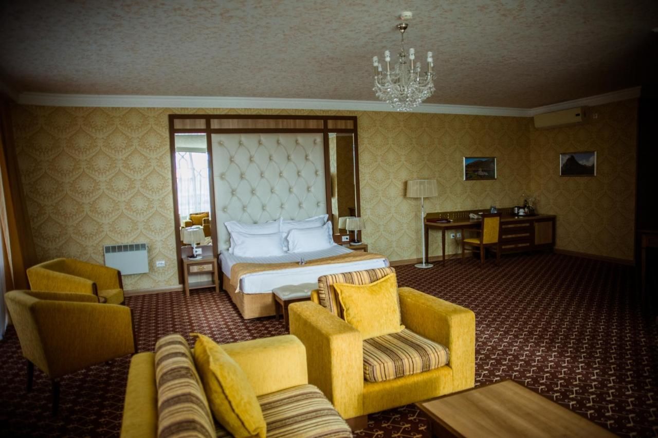 Отель Jumbaktas Astana Hotel Нур-Султан